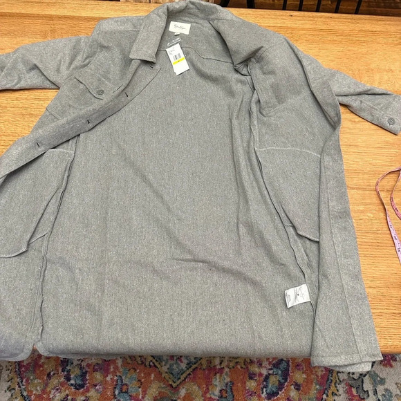 Jessica Simpson NWT Romi long gray flannel button up sz Medium 20” p2p - Picture 3 of 9